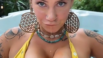 Exclusive High Definition Video Of A Big Ass Busty Hippie Orgasm