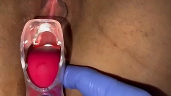 Gynecologist Uses Speculum To Stimulate Patient'S Pussy, Leading To Orgasm And Fluid Release