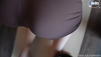 Petite Stepsister'S Yoga Session Turns Into Steamy Encounter With Big Cock And Messy Facial Finish