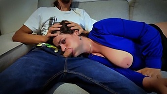 Stepson Gives A Passionate Blowjob To Stepmom With Amazing Skills And Cumshots